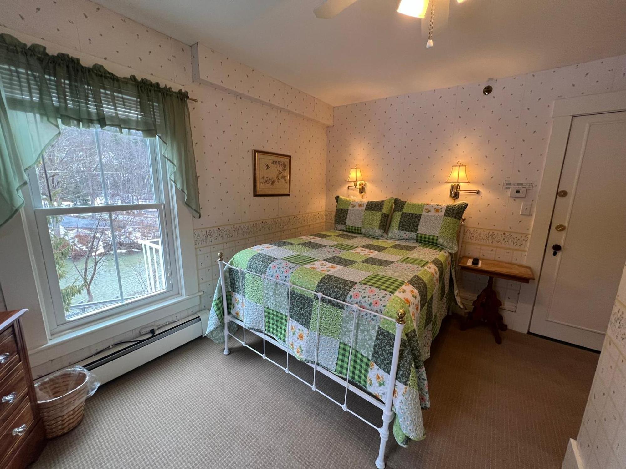 Echo Lake Inn (Adults Only) Plymouth Exterior foto